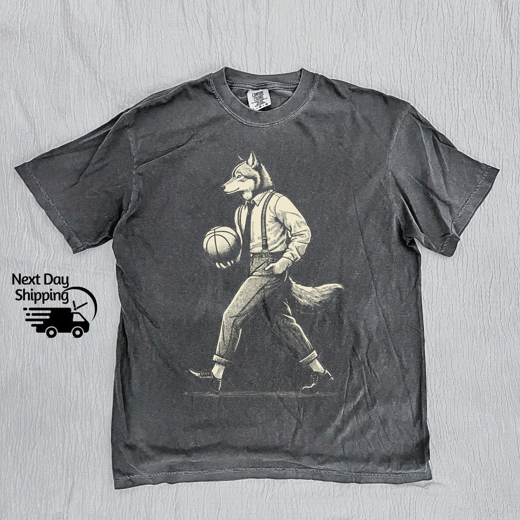 Retro Wolf Man Basketball 90s Basketball Lovers Vintage Vintage 90s Washed Distressed Basketballer