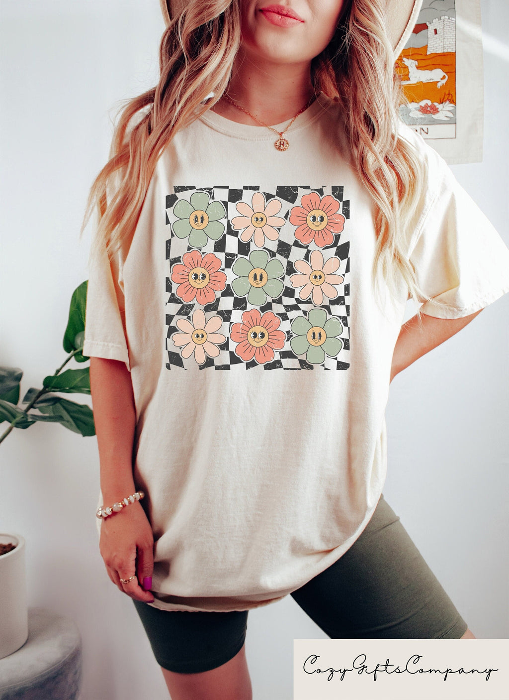 Retro Checkered Flower Retro Flowers Comfort Summer Boho Flower Boho Hippie Tee Summer