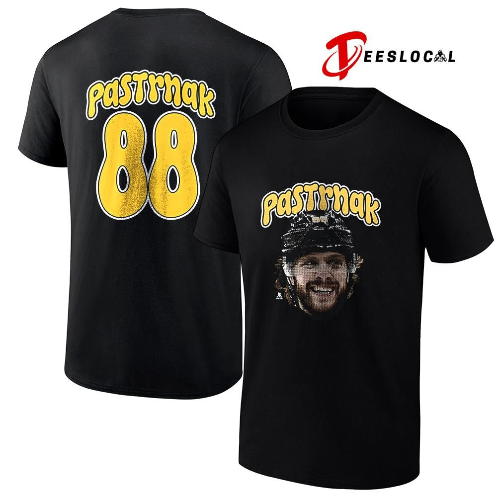 Boston Bruins David Pastrnak portrait name and number shirt Unisex