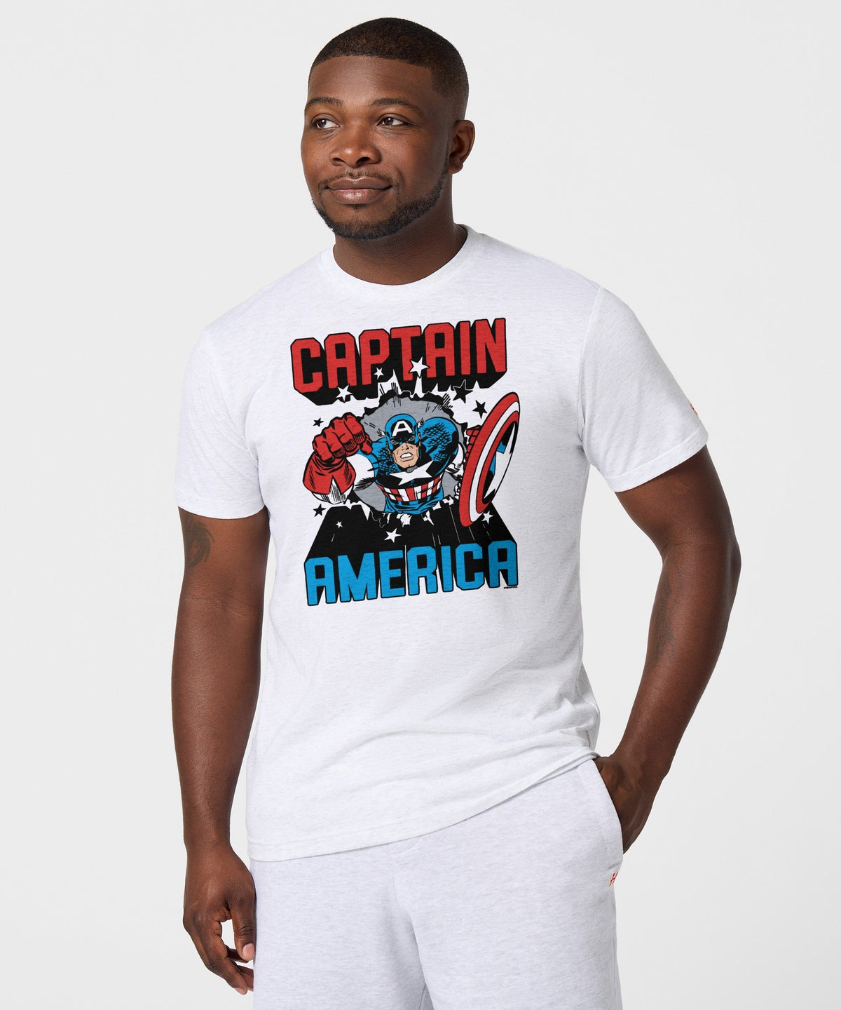Captain America Bustin' Through Unisex