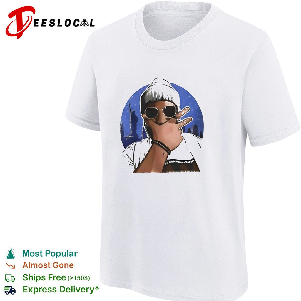 Cool hip-hop figure sunglasses beanie NYC city skyline circle illustration art shirt Unisex