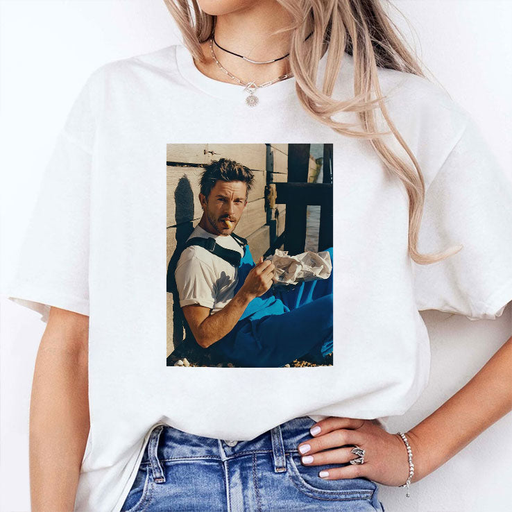Jonathan Bailey T Shirt Unisex