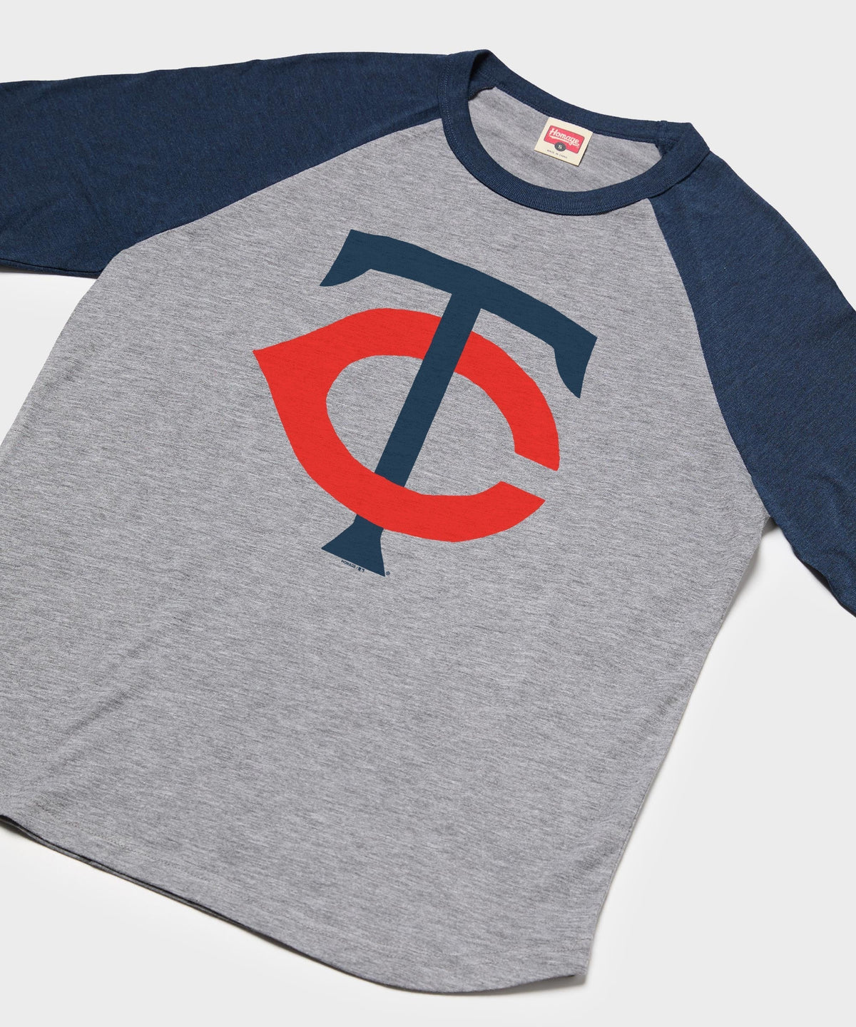 Minnesota Twins Alt Logo '61 Raglan Unisex