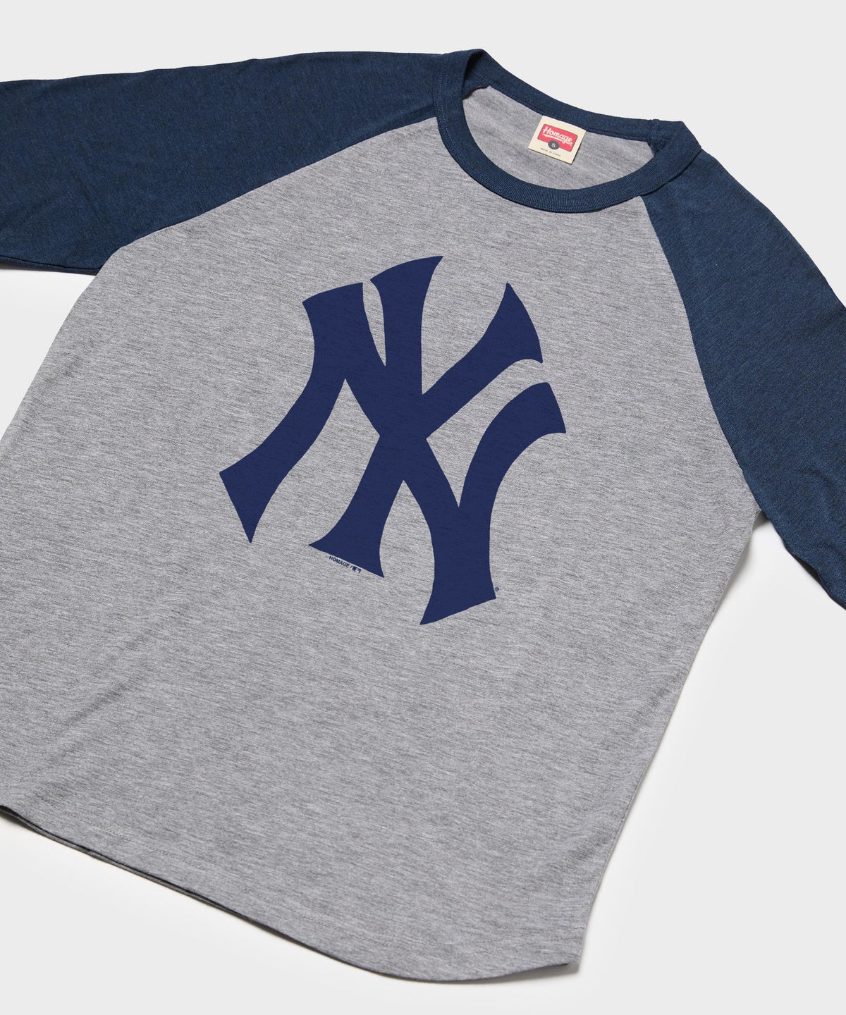 New York Yankees Cap Logo '68 Raglan Unisex