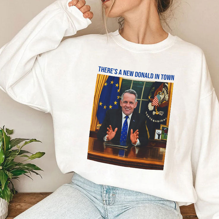 There’s A New Donald In Town Luke Donald T Shirt Unisex