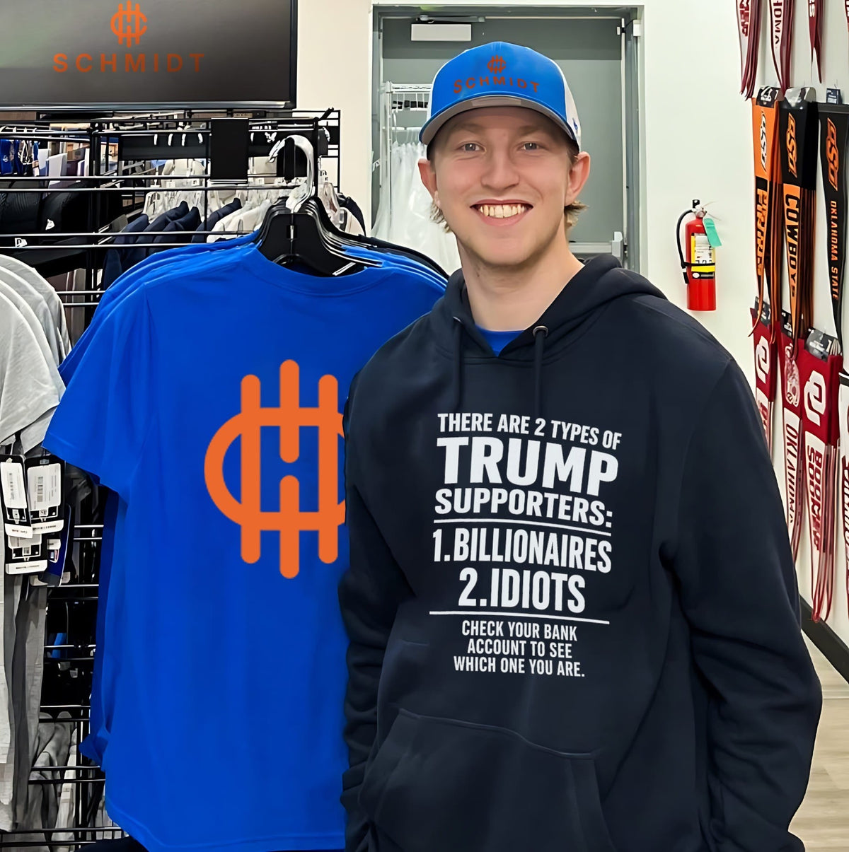 Two Types of Trump Supporters Billionaires or Idiots shirt Unisex