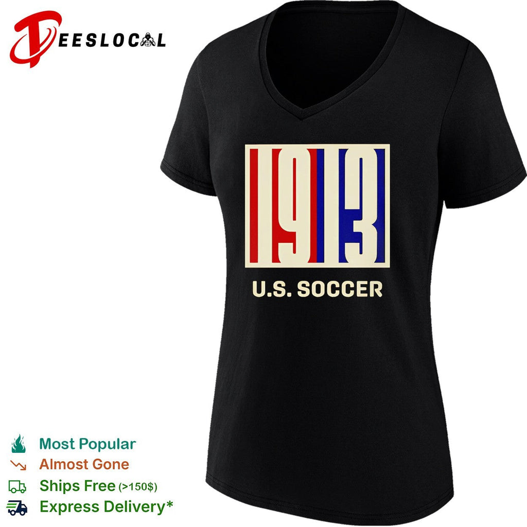 US Soccer 1913 vintage badge design bold lettering graphic shirt Unisex
