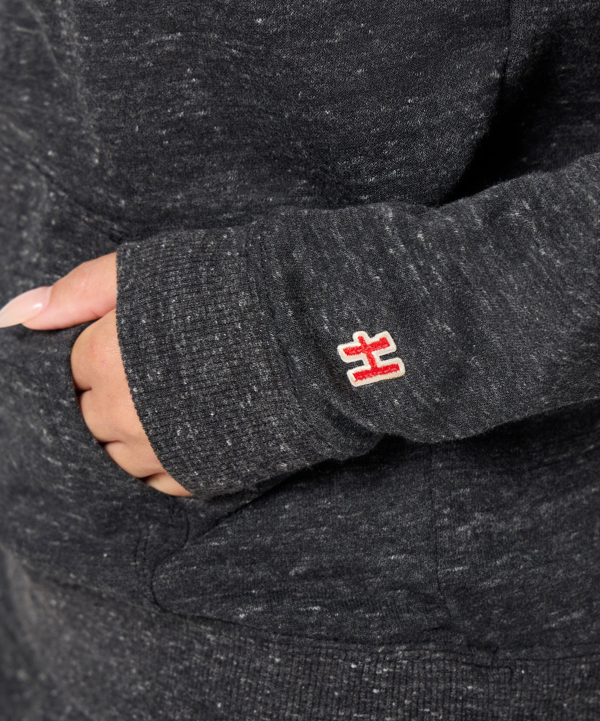 Women's Let 'Em Hear You Up North Unisex