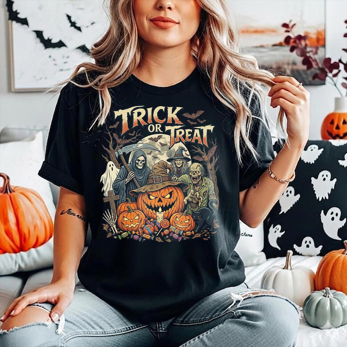 Retro Trick Treat Halloween Spooky Season Tee Vintage Ghost Fall Family Matching Outfits