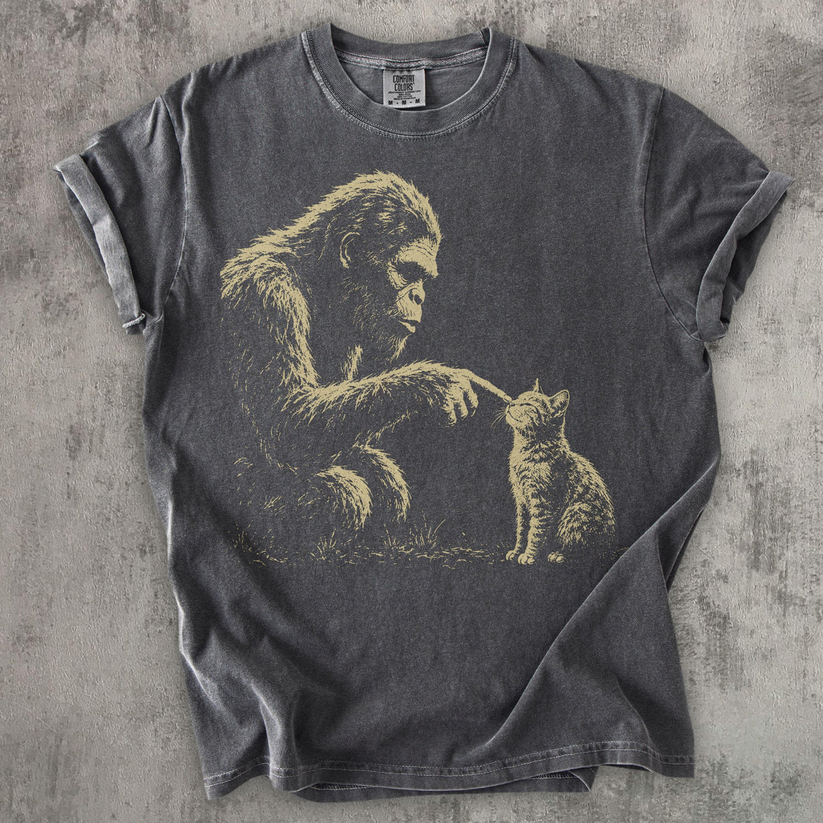 Bigfoot Booping Ca Sasquatch Cat Lover Tee Bigfoot Kitten Cryptid Lover Comfort Colors Tee