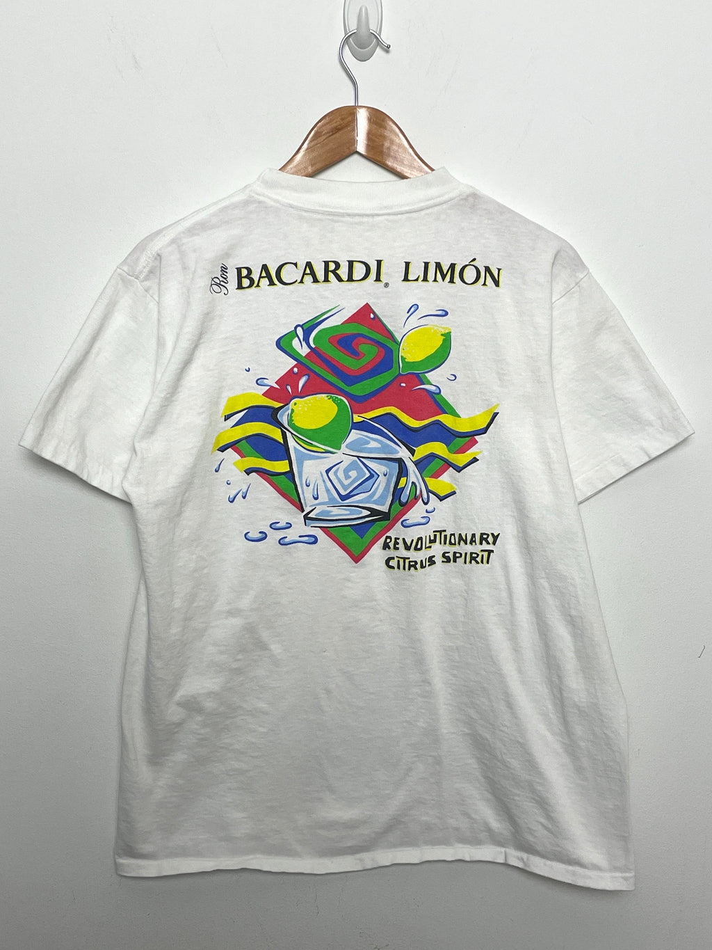 Vintage 1990s Bacardi Limon Revolutionary Citrus Spirit Rum Size Medium