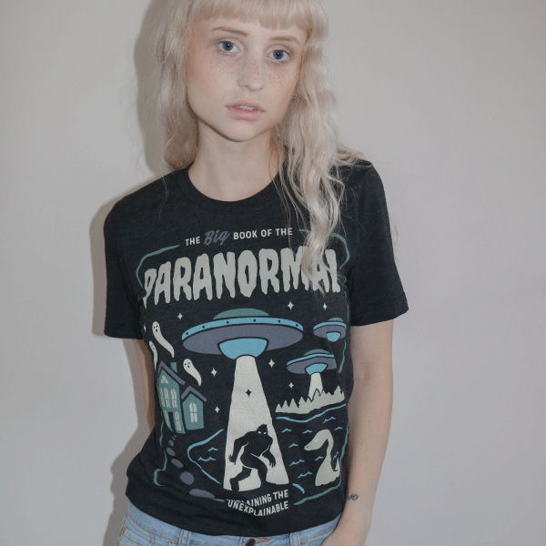 'Paranormal' Shirt Unisex