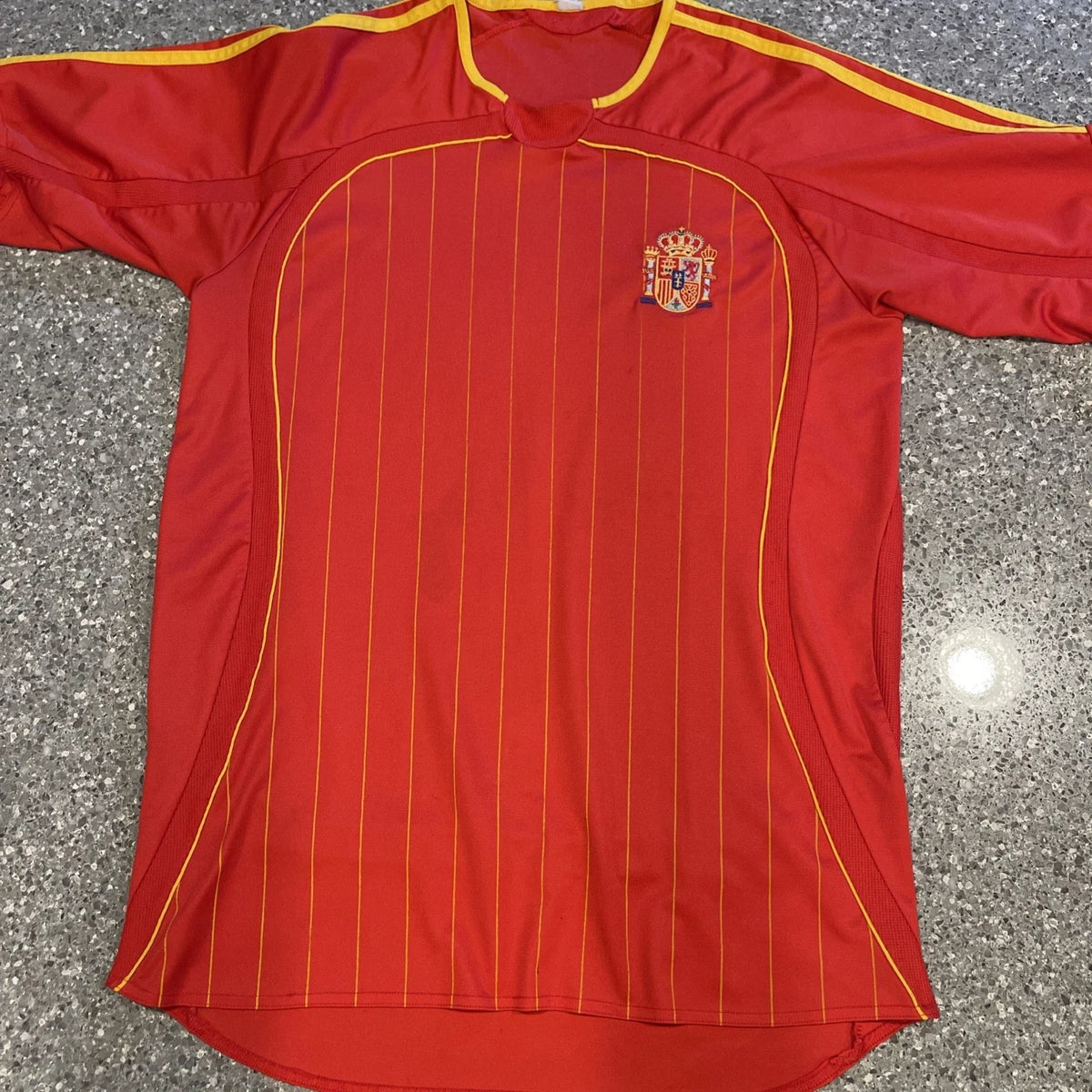 SPAIN 🇪🇸 RED FOOTBALL SOCCER JERSEY *See Pics & Details-PREOWNED Unisex