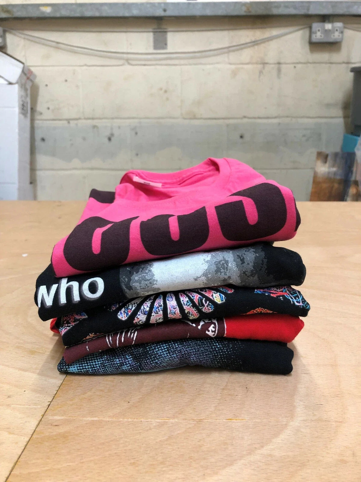 5 x Mens s - Random Prints - Choice of Size - Wholesale Job Lot Car Boot Unisex