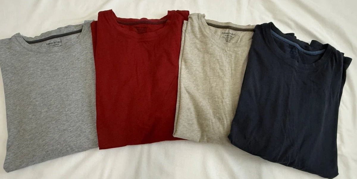 Lot of 4 Men’s Large Banana Republic Fitted Crew Long Sleeve Cotton Unisex