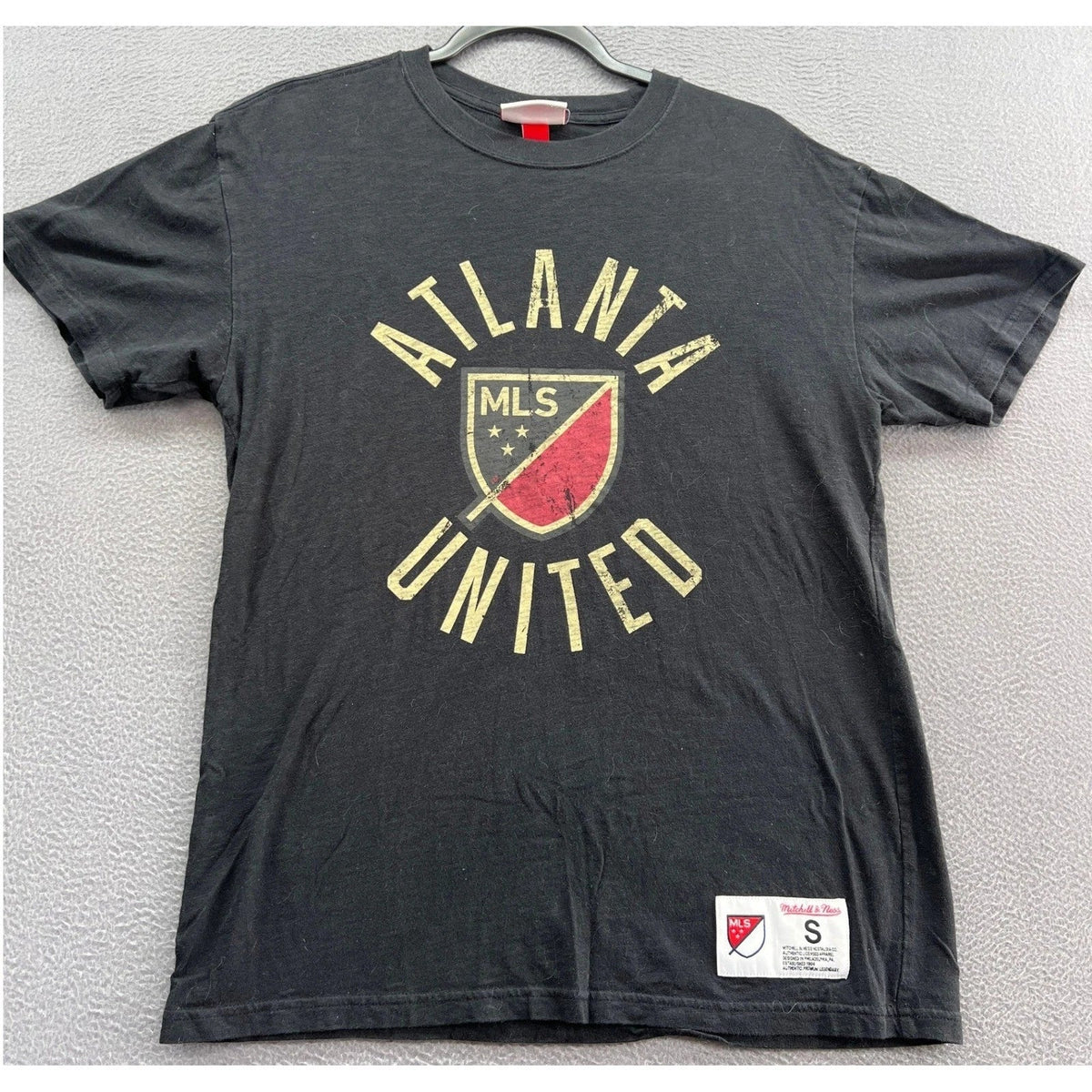 Mitchell Ness Shirt Mens Sz S Atlanta United MLS Soccer T Shirt Black Unisex