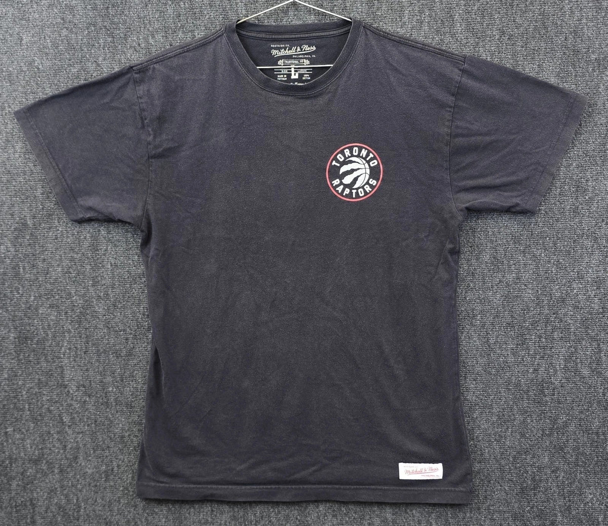 Toronto Raptors NBA Basketball Mens Size L Black Mitchell And Ness Unisex