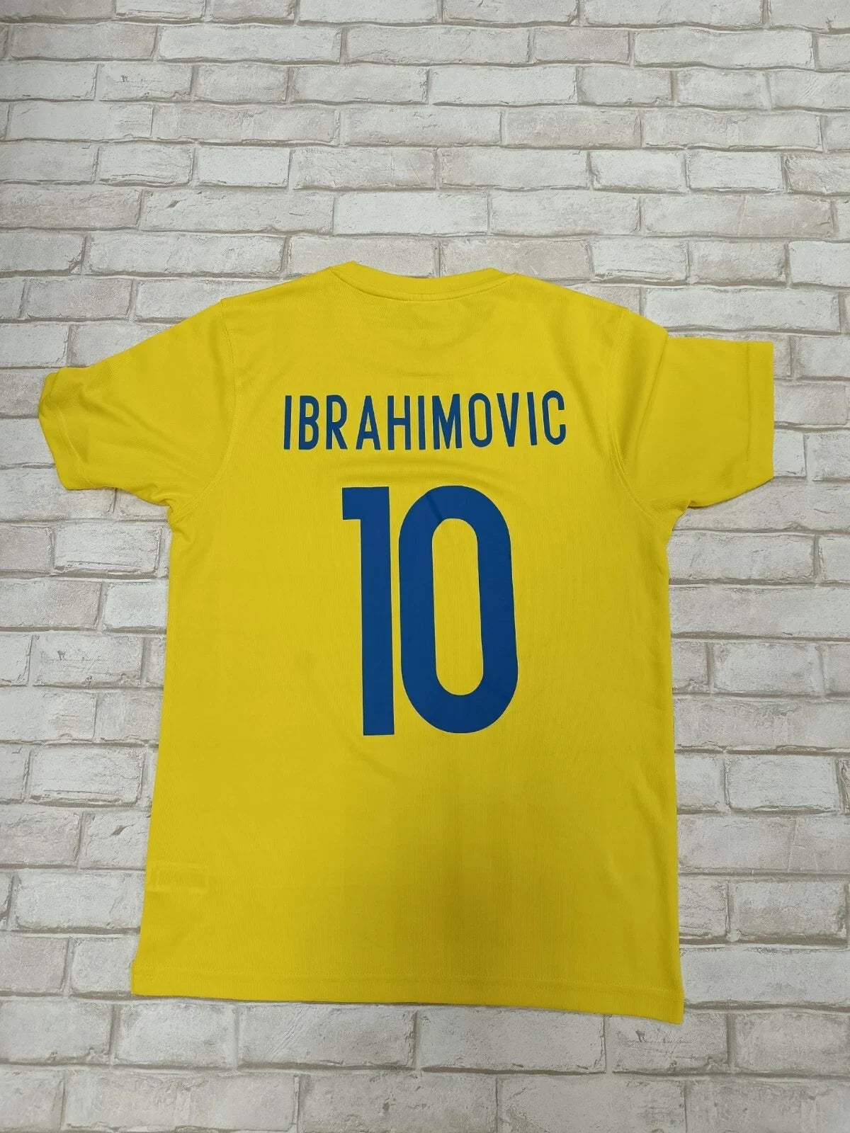 Ibrahimovic Swerige Sweden team number 10 fan jersey size S Unisex