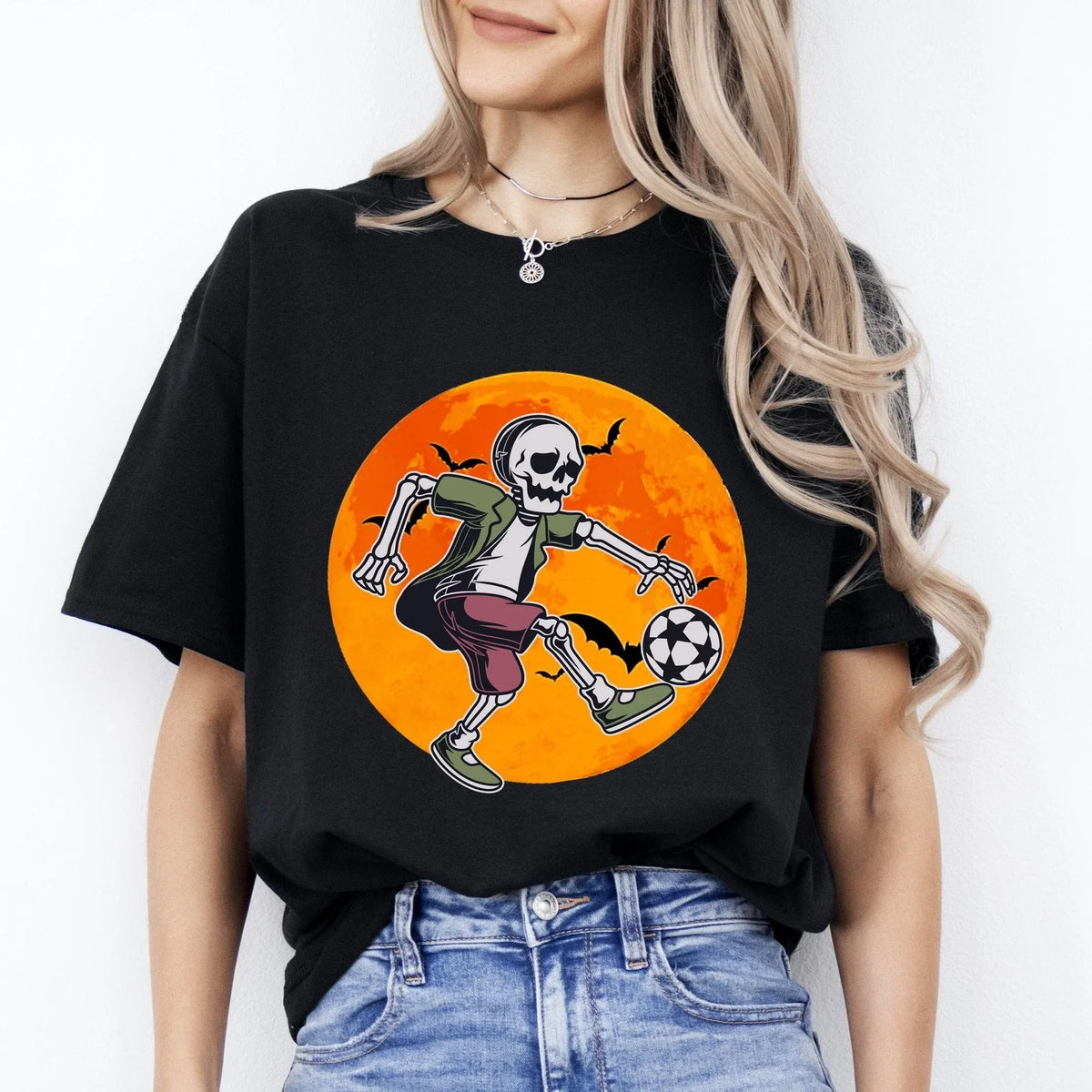 Football skeleton Halloween Unisex Soccer lover Soccer player Spooky tee Unisex