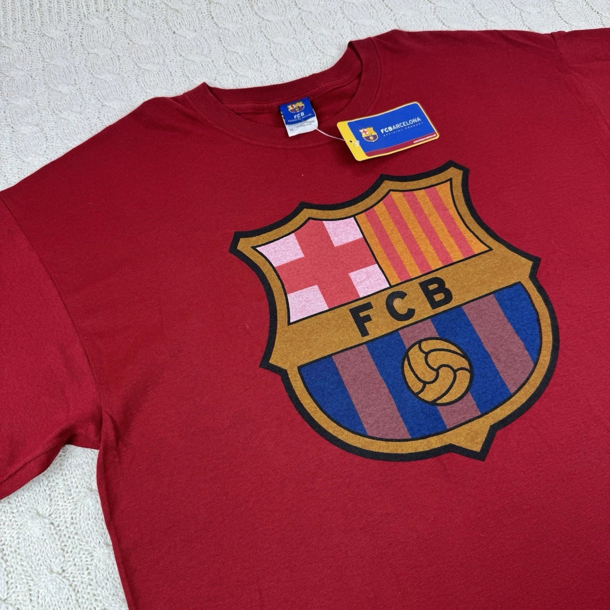 FCB Barcelona Official Product Men’s XL Red Crew Neck Football Soccer Unisex