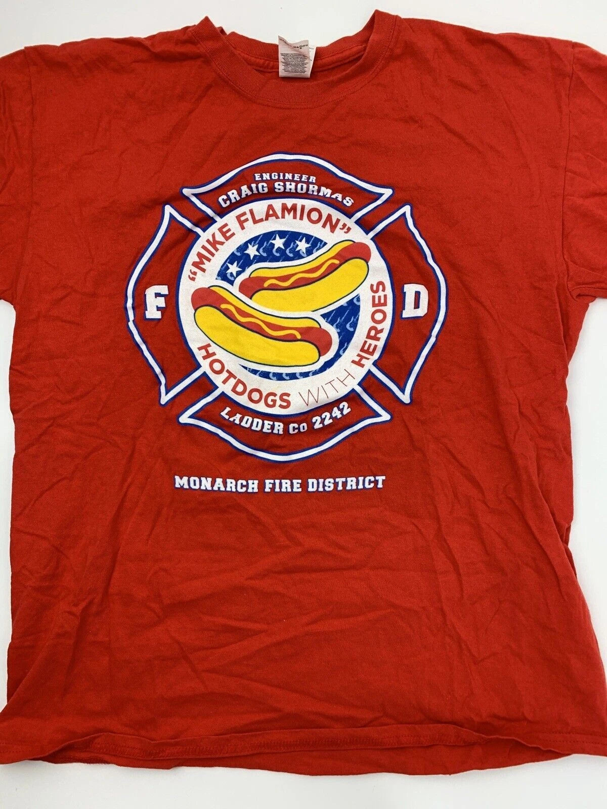 GILDAN T-Shirt Men's Red Large Heavy Cotton Firefighter Hotdogs Graphic Tee