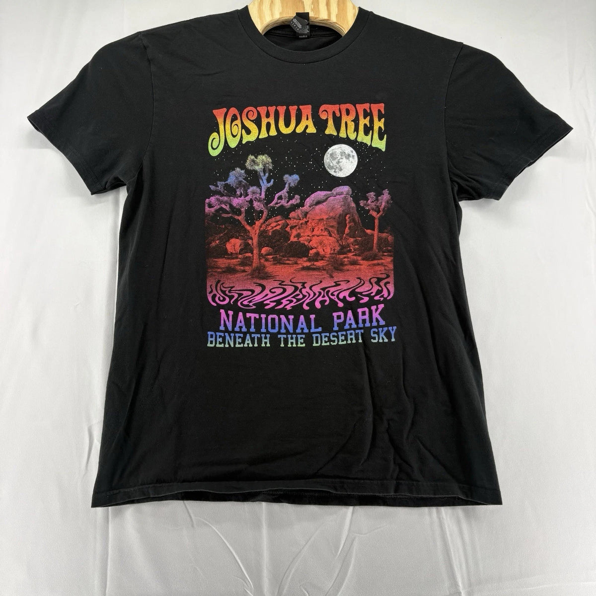 Joshua Tree National Park “Beneath the Desert Sky” Black Tee Shirt Men’s Large