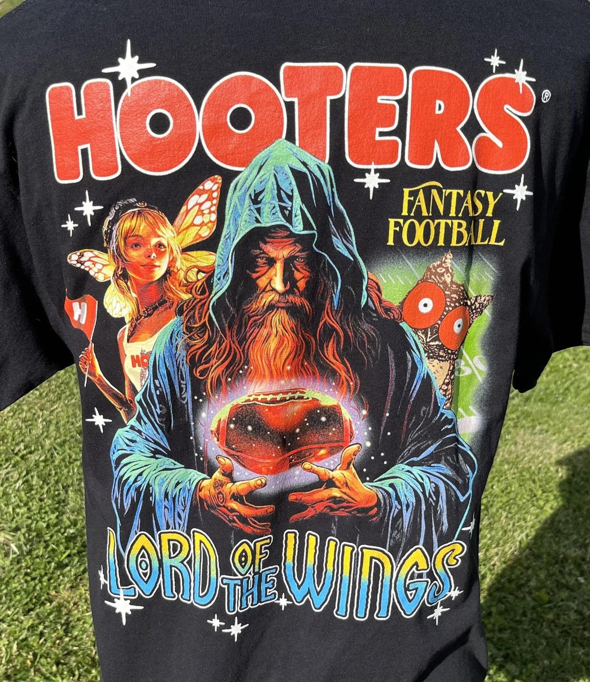 Hooters Fantasy Football Shirt Mens Large Black Lord Of The Wings Graphic Tee Unisex