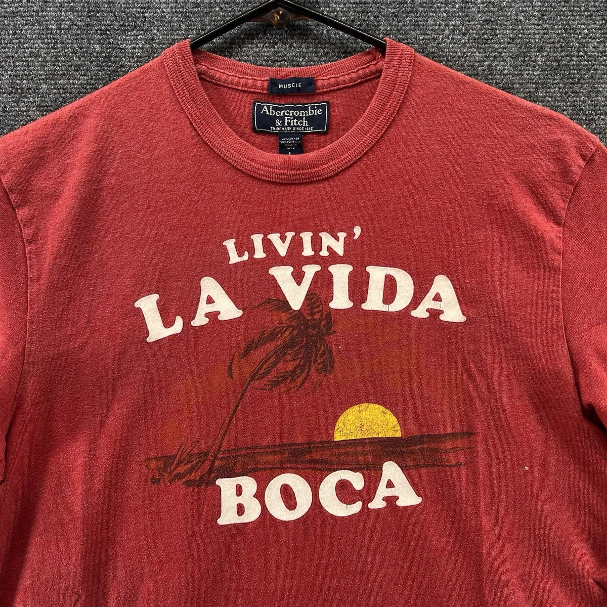 Abercrombie & Fitch Shirt Mens Large Muscle Red Livin La Vida Boca Graphic Tee Unisex