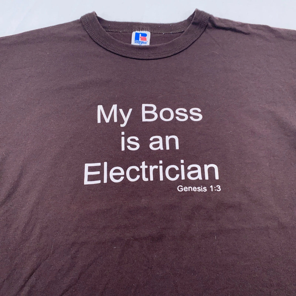 vtg 80s MY BOSS IS AN ELECTRICIAN GENESIS 1:3 T-Shirt SMALL soft jesus god bible