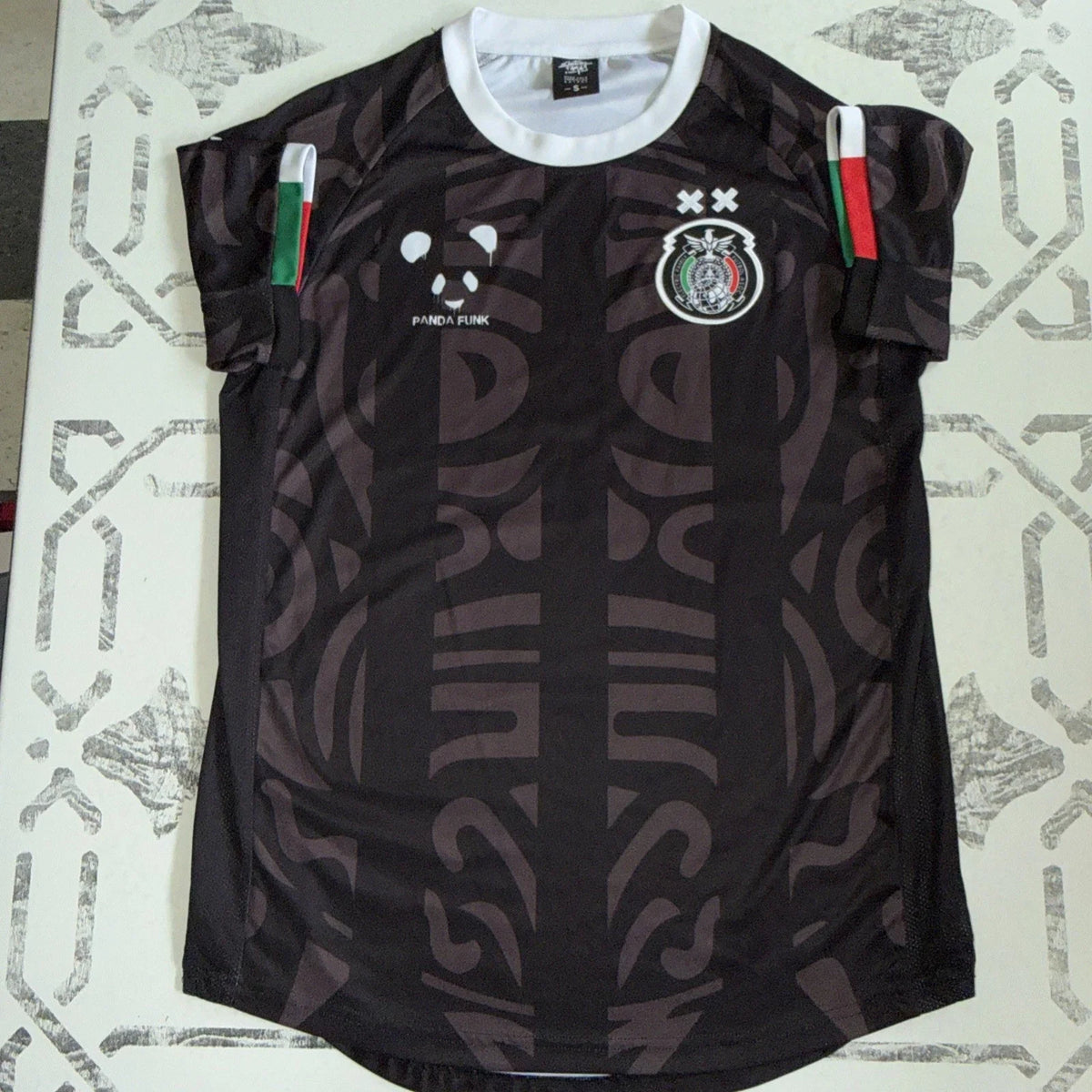 ELECTRIC FAMILY - Panda Funk Soccer Jersey Small Black - XX Pandafam Unisex