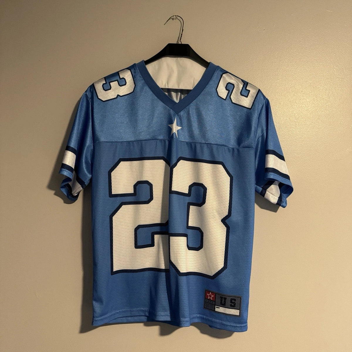 ROMWE Men’s Light Blue and White Casual Jersey Top (Size S/US 36/EUR 46) Unisex