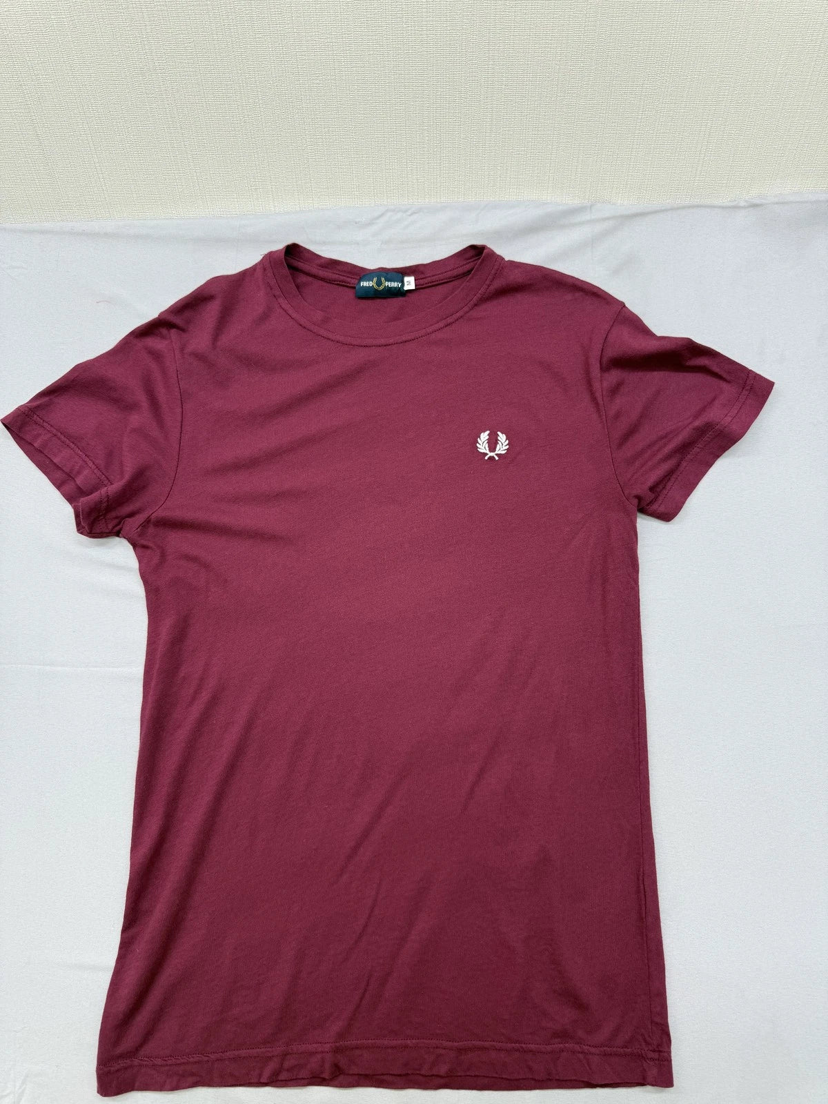 Fred Perry T Shirt Mens M Burgundy Cotton Crew Neck Unisex