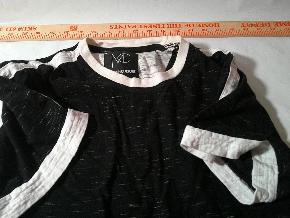 Modern Culture - T Shirt - Men's - Large - Black Unisex