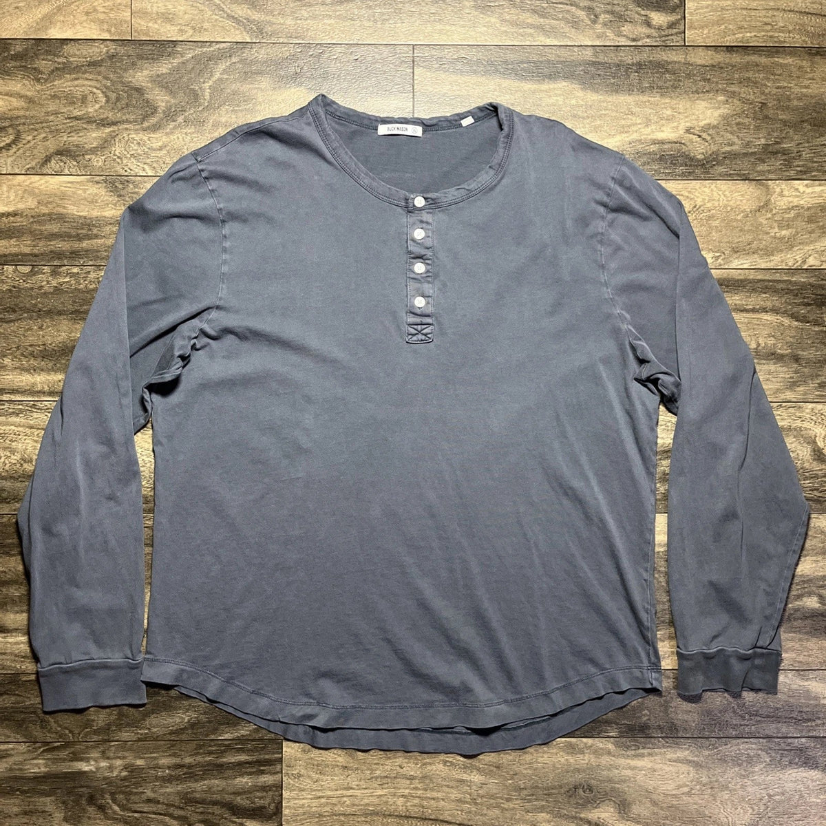Buck Mason Long Sleeve Henley Shirt Men's XL Charcoal Gray Curved Hem EUC Unisex