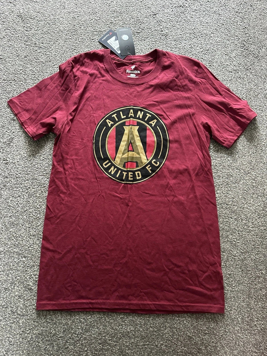 NWT Mens Atlanta United Graphic , Size Small, Claret Red, Football, (G27) Unisex
