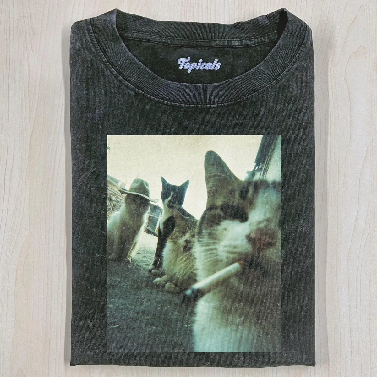 Smoking Cat Vintage Oversized Funny Gangster Cats Graphic Tee Unisex