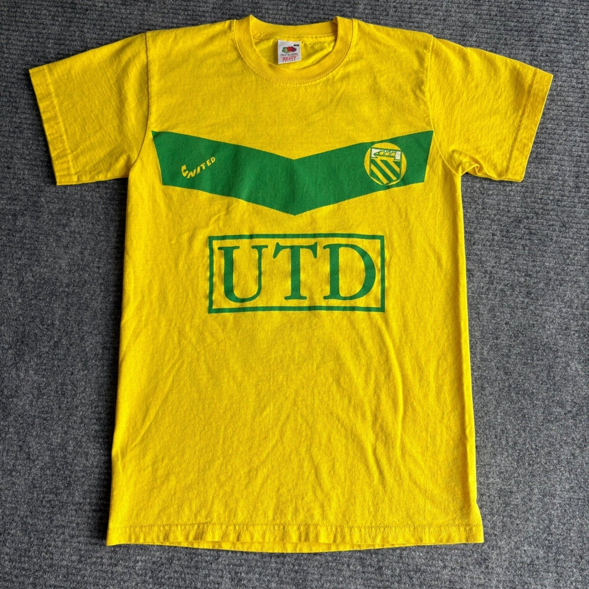 Manchester United 4 Life Newton Heath FC Yellow Green Small Soccer Tee Unisex
