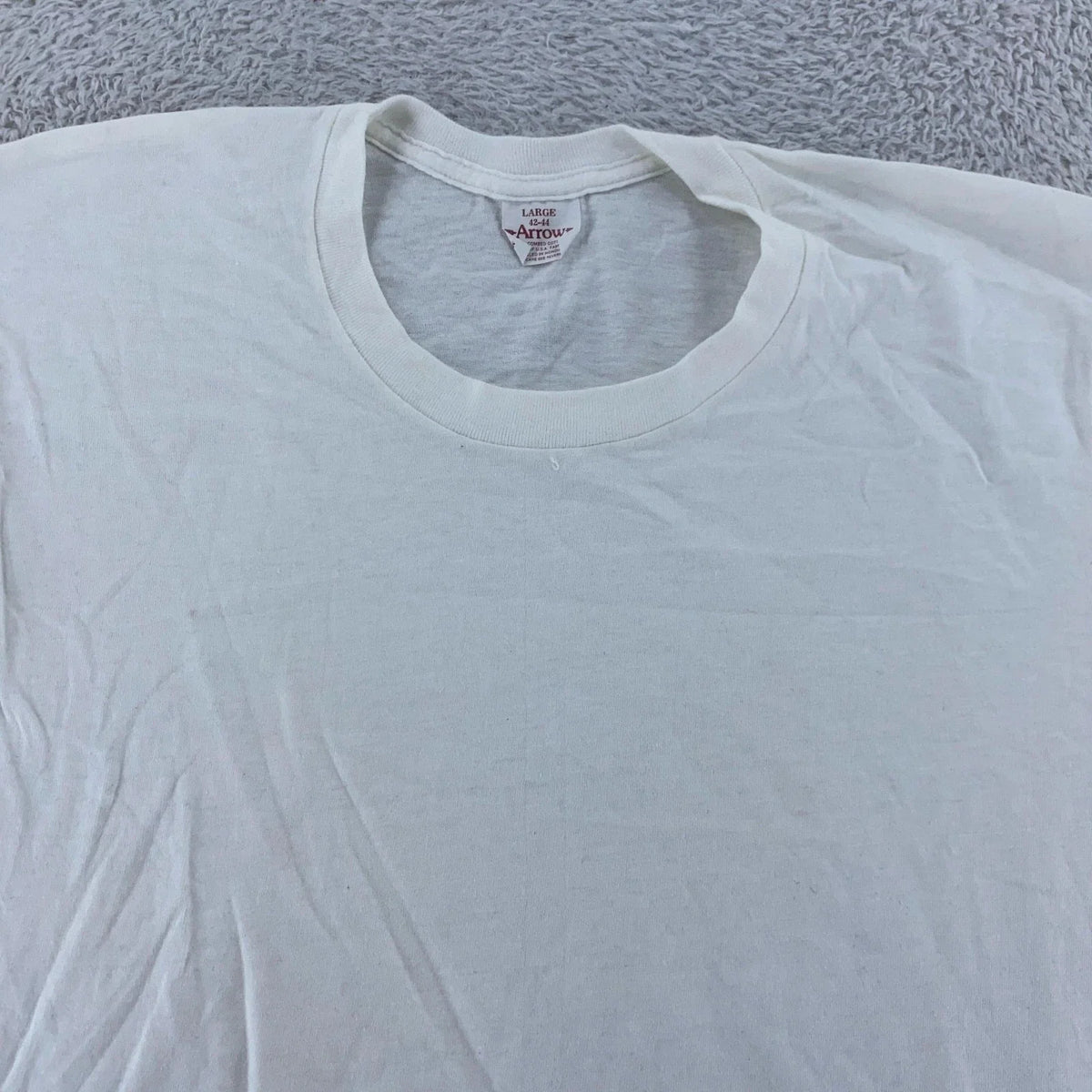 Vintage Arrow Shirt Medium White Blank 100% Cotton Crewneck Tee Soft 90s Unisex