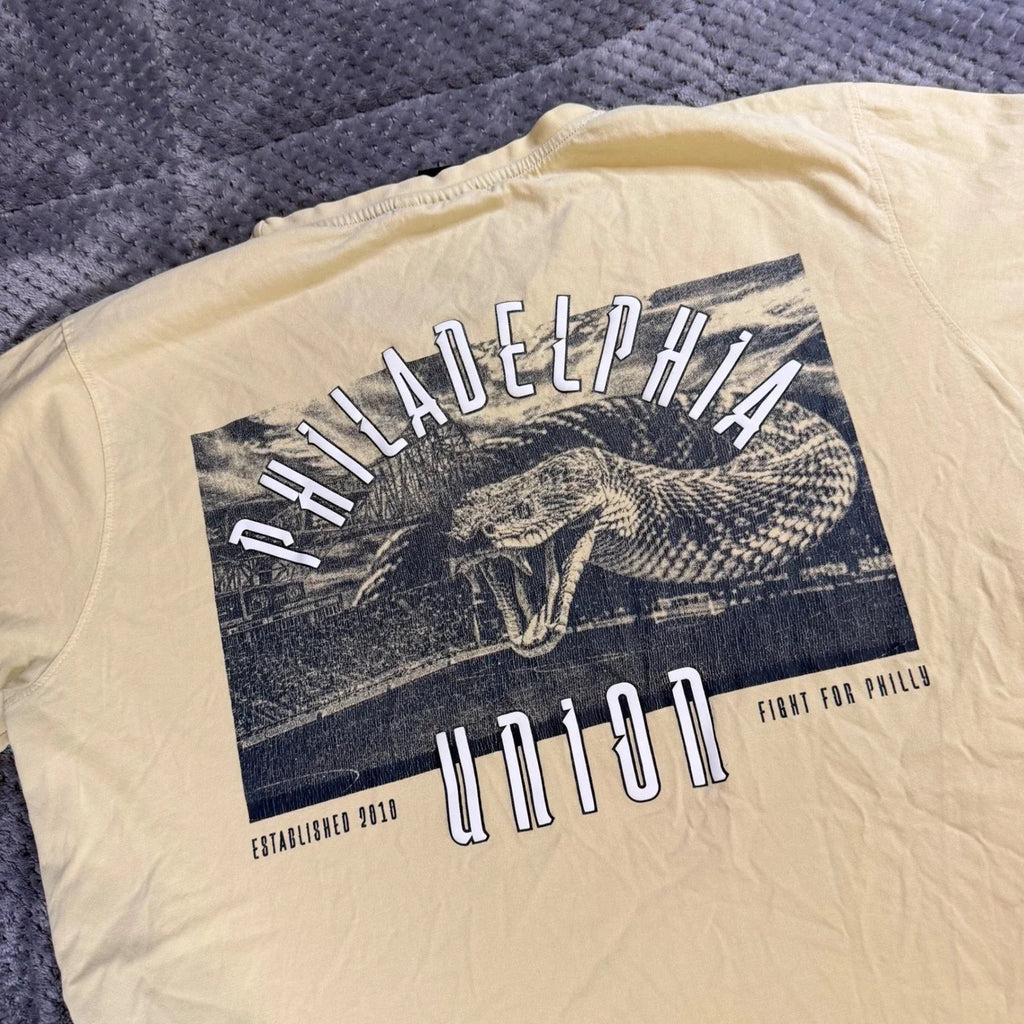 MLS Philadelphia Union Mens XL Yellow Snake Graphic Fight For Philly Tee Unisex