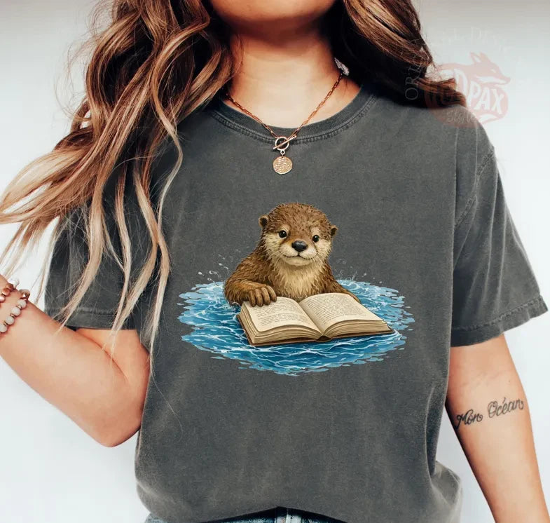 Reading Otter Shirt Book Lover Cute Woodland Animal Teacher Gift Unisex Tee