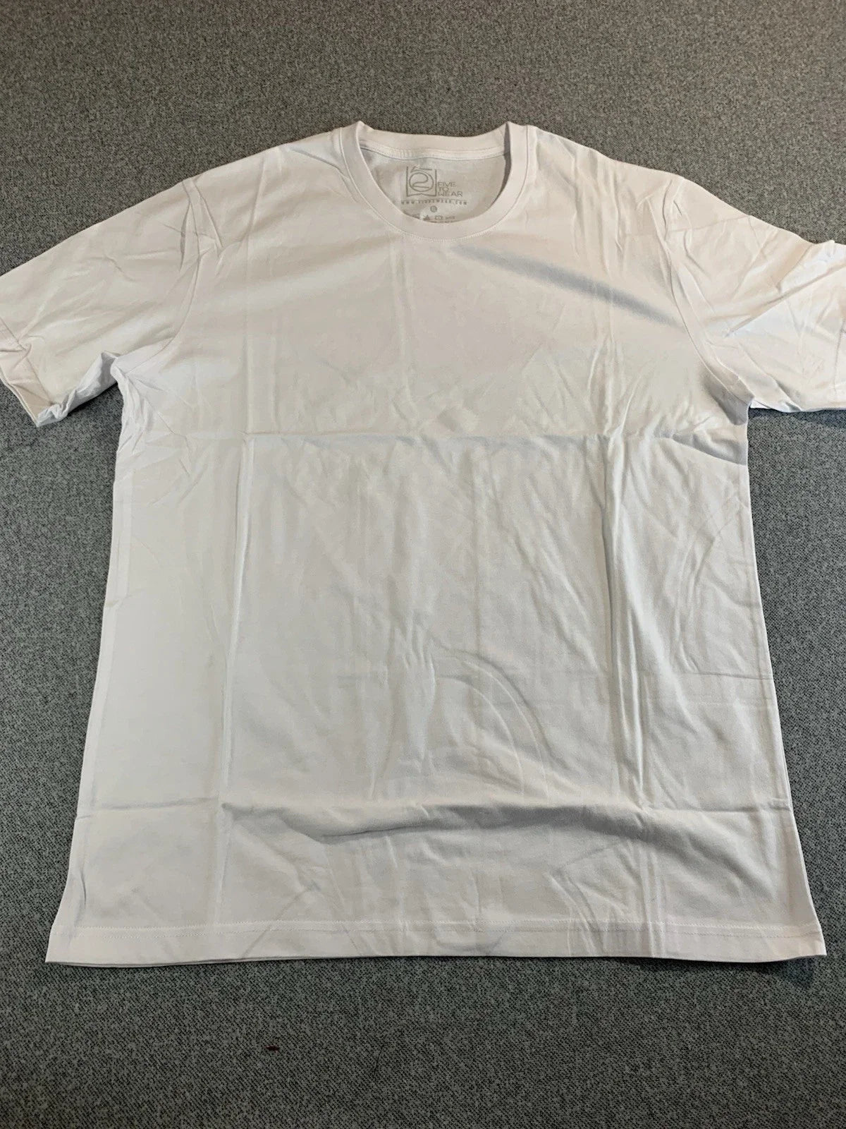 Five To Wear Men XL White Cotton Short Sleeve Crew Neck Summer Tee D Unisex