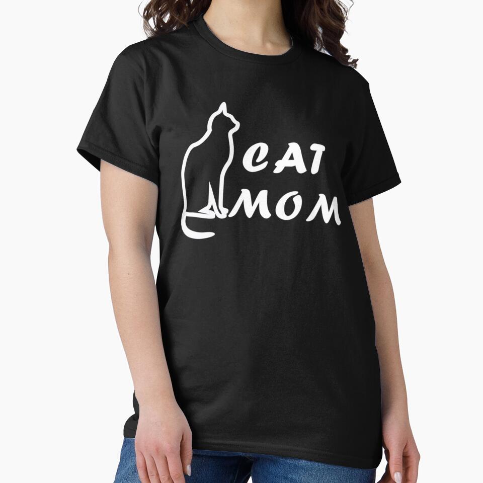 cat mom in the heart, a gift for mom, a cool t-shirt for cat lovers by vilma3000