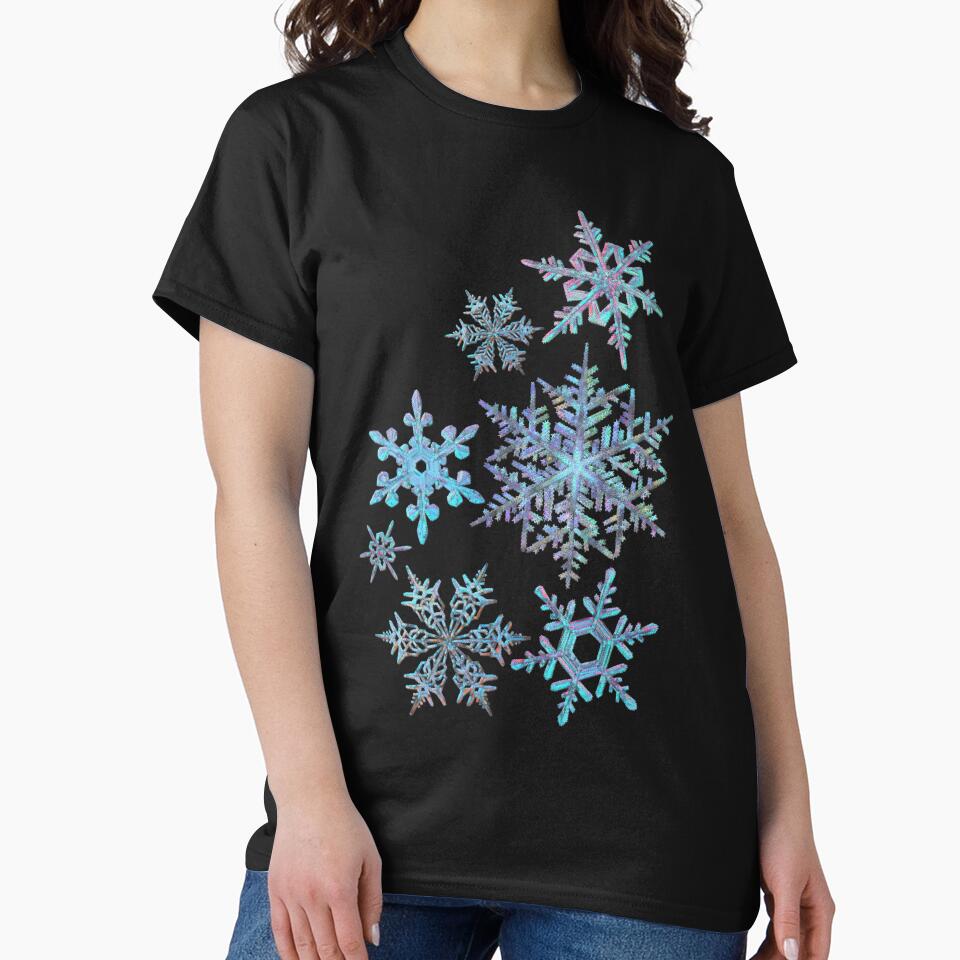 Snowflakes on light by IvaW